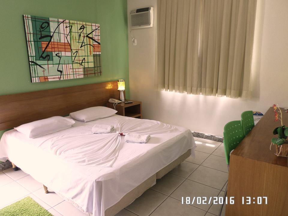 Hotel Pinheiros Chonim de Baixo Exterior foto