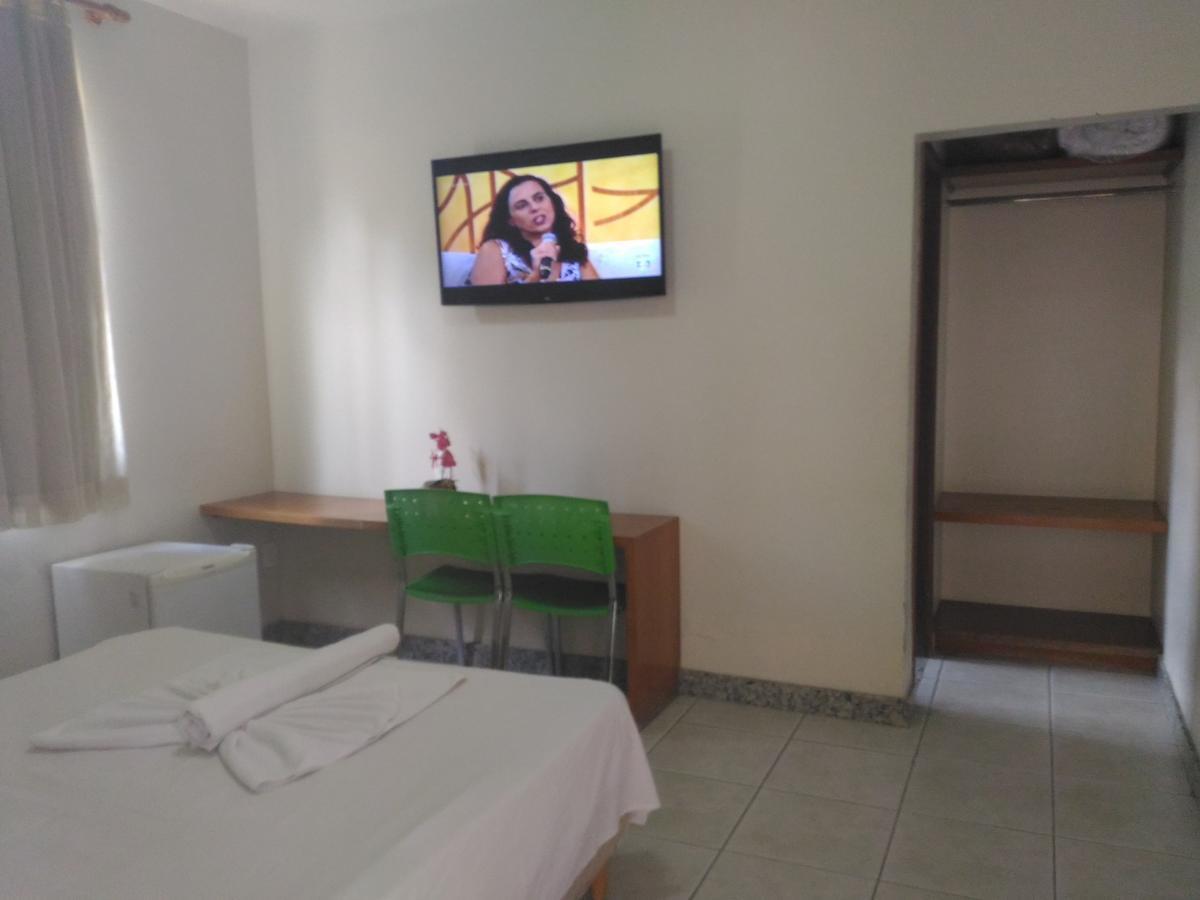 Hotel Pinheiros Chonim de Baixo Exterior foto