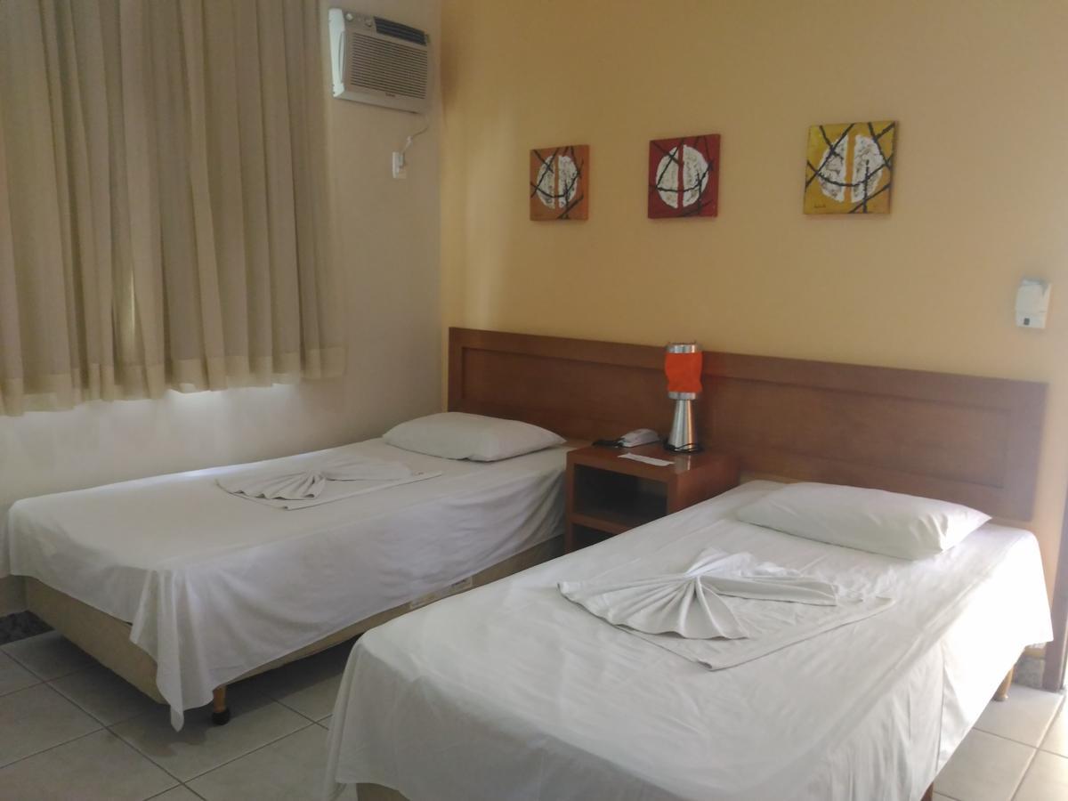 Hotel Pinheiros Chonim de Baixo Exterior foto